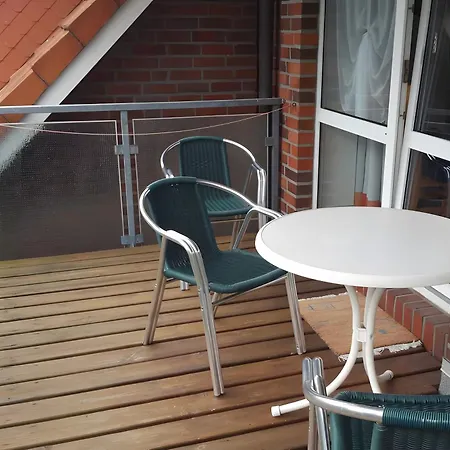 2 Haus Deichblick Apartment *